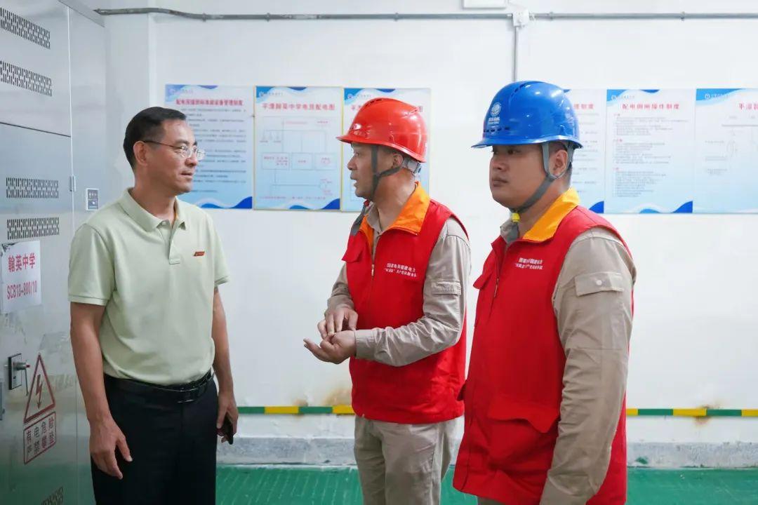 中高考保供電 | 雙電源升級改造 “滿格電”迎戰中高考