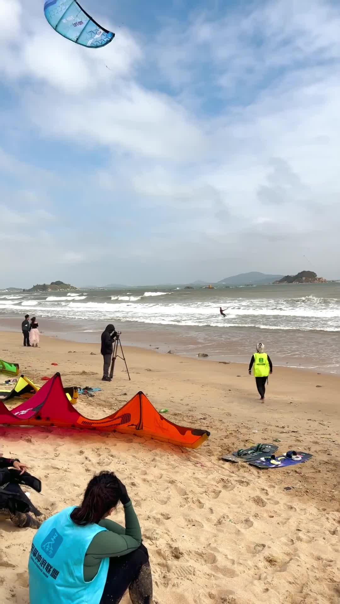 平潭姑娘，冠軍！以風為媒，踏浪馳騁